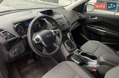 Внедорожник / Кроссовер Ford Escape 2013 в 