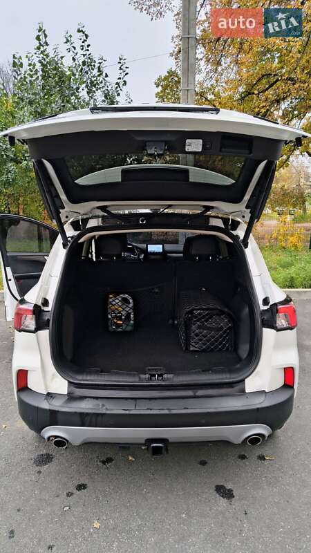 Позашляховик / Кросовер Ford Escape 2019 в Харкові фото 18 Позашляховик / Кросовер Ford Escape 2019 в Харкові