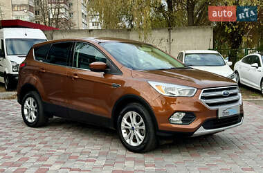 Позашляховик / Кросовер Ford Escape 2017 в  фото 8 Позашляховик / Кросовер Ford Escape 2017 в