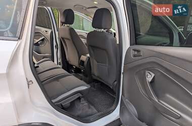 Позашляховик / Кросовер Ford Escape 2014 в 