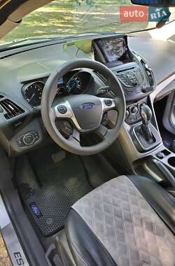 Внедорожник / Кроссовер Ford Escape 2013 в Днепре