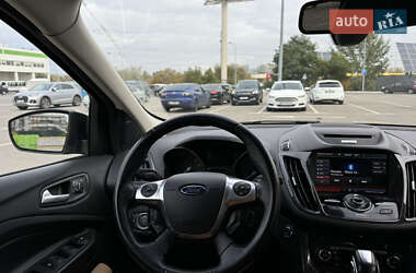 Внедорожник / Кроссовер Ford Escape 2013 в 