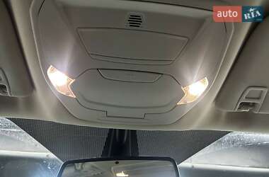 Внедорожник / Кроссовер Ford Escape 2018 в 