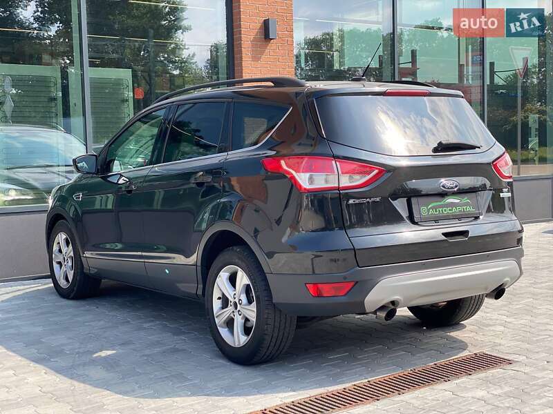 Позашляховик / Кросовер Ford Escape 2015 в Києві