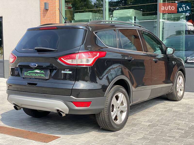 Позашляховик / Кросовер Ford Escape 2015 в Києві