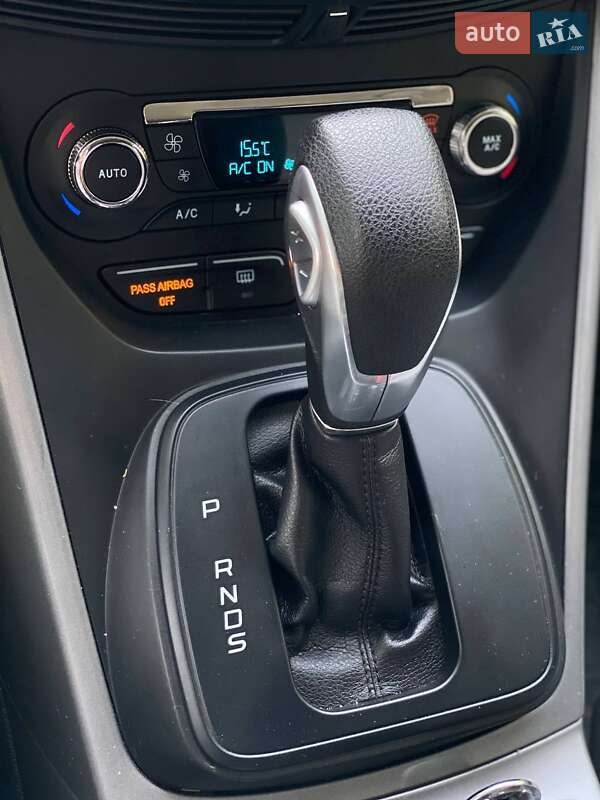 Позашляховик / Кросовер Ford Escape 2015 в Києві