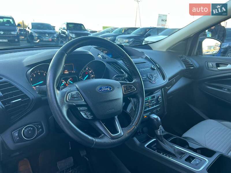 Внедорожник / Кроссовер Ford Escape 2017 в Львове фото 30 Внедорожник / Кроссовер Ford Escape 2017 в Львове