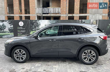Внедорожник / Кроссовер Ford Escape 2019 в 