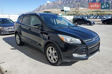 Внедорожник / Кроссовер Ford Escape 2016 в 