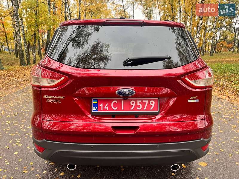 Внедорожник / Кроссовер Ford Escape 2015 в Ахтырке