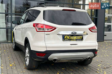 Позашляховик / Кросовер Ford Escape 2013 в 