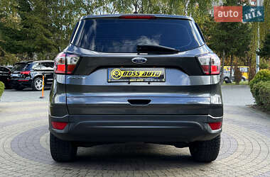 Внедорожник / Кроссовер Ford Escape 2018 в 