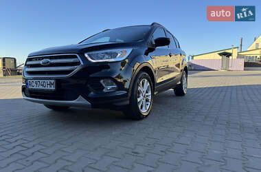 Позашляховик / Кросовер Ford Escape 2017 в  фото 34 Позашляховик / Кросовер Ford Escape 2017 в