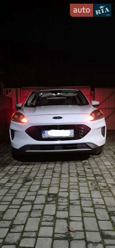 Внедорожник / Кроссовер Ford Escape 2021 в Кривом Роге