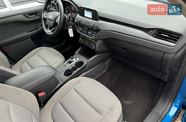 Позашляховик / Кросовер Ford Escape 2020 в  фото 10 Позашляховик / Кросовер Ford Escape 2020 в