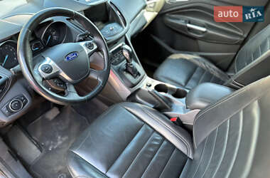 Внедорожник / Кроссовер Ford Escape 2015 в 