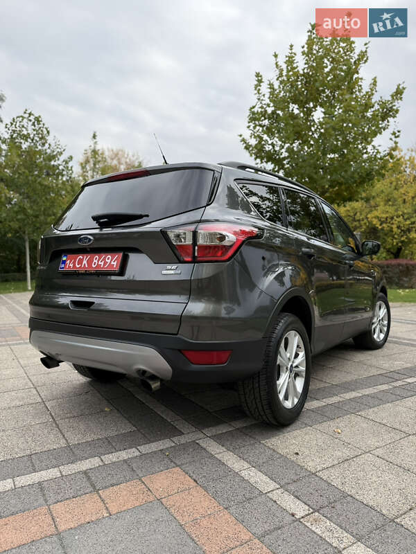 Внедорожник / Кроссовер Ford Escape 2018 в Днепре