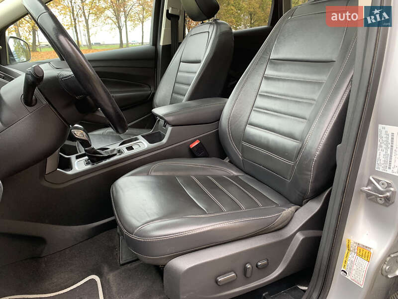 Внедорожник / Кроссовер Ford Escape 2018 в Киеве