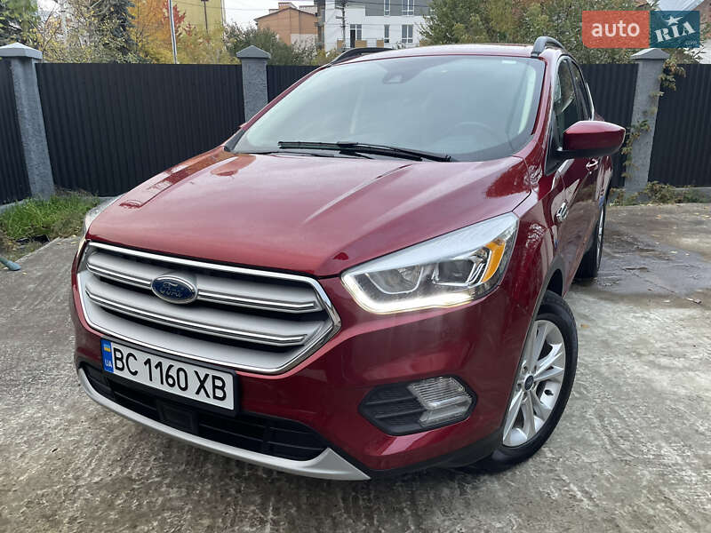 Внедорожник / Кроссовер Ford Escape 2019 в Львове