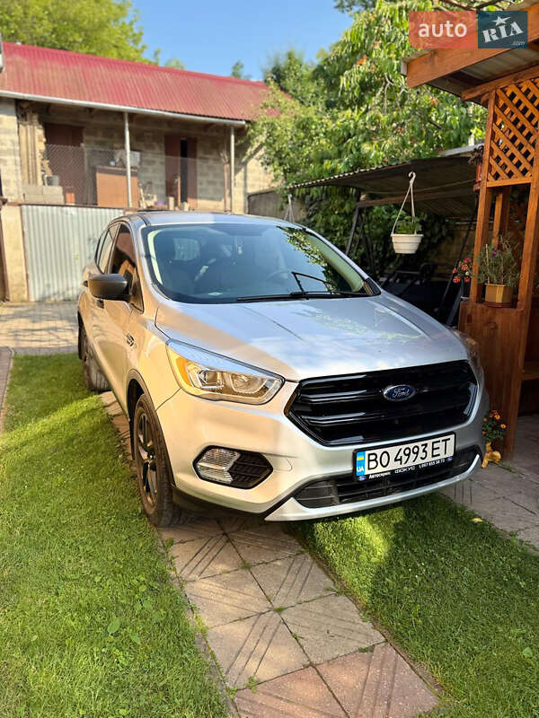 Позашляховик / Кросовер Ford Escape 2018 в Тернополі фото 2 Позашляховик / Кросовер Ford Escape 2018 в Тернополі