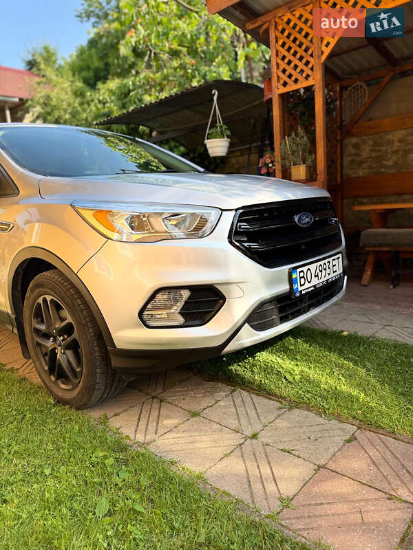 Позашляховик / Кросовер Ford Escape 2018 в Тернополі фото 11 Позашляховик / Кросовер Ford Escape 2018 в Тернополі