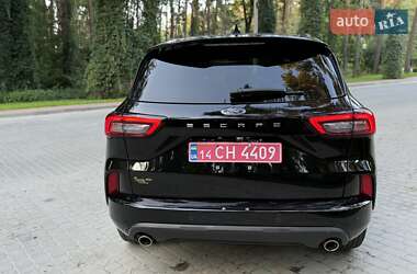 Внедорожник / Кроссовер Ford Escape 2023 в 