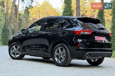 Внедорожник / Кроссовер Ford Escape 2023 в 