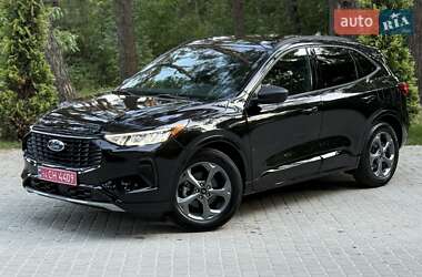 Внедорожник / Кроссовер Ford Escape 2023 в 