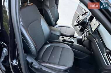 Внедорожник / Кроссовер Ford Escape 2023 в 