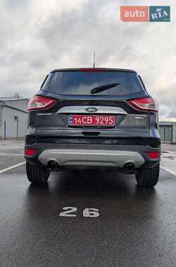 Внедорожник / Кроссовер Ford Escape 2013 в 
