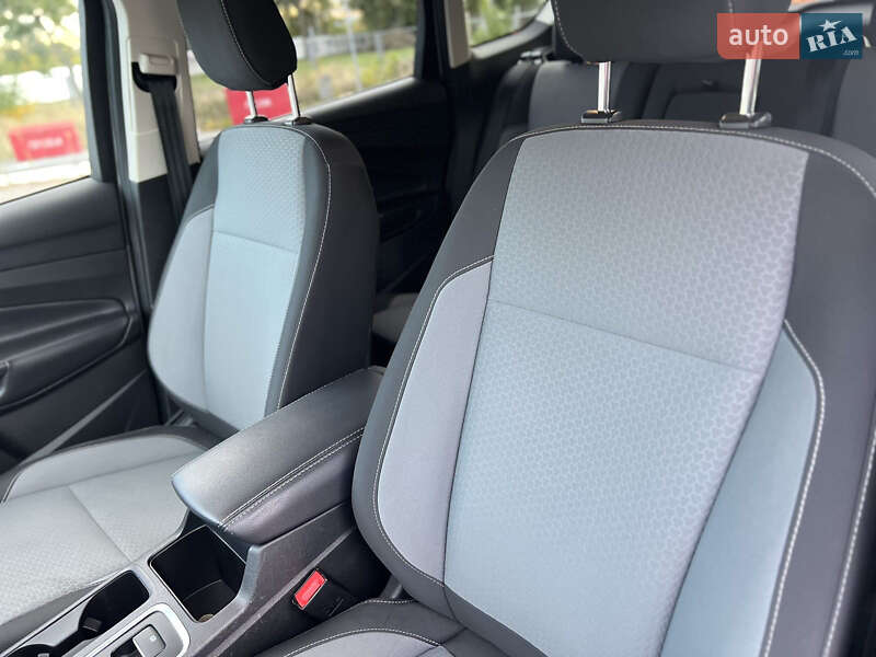 Внедорожник / Кроссовер Ford Escape 2018 в Днепре фото 10 Внедорожник / Кроссовер Ford Escape 2018 в Днепре