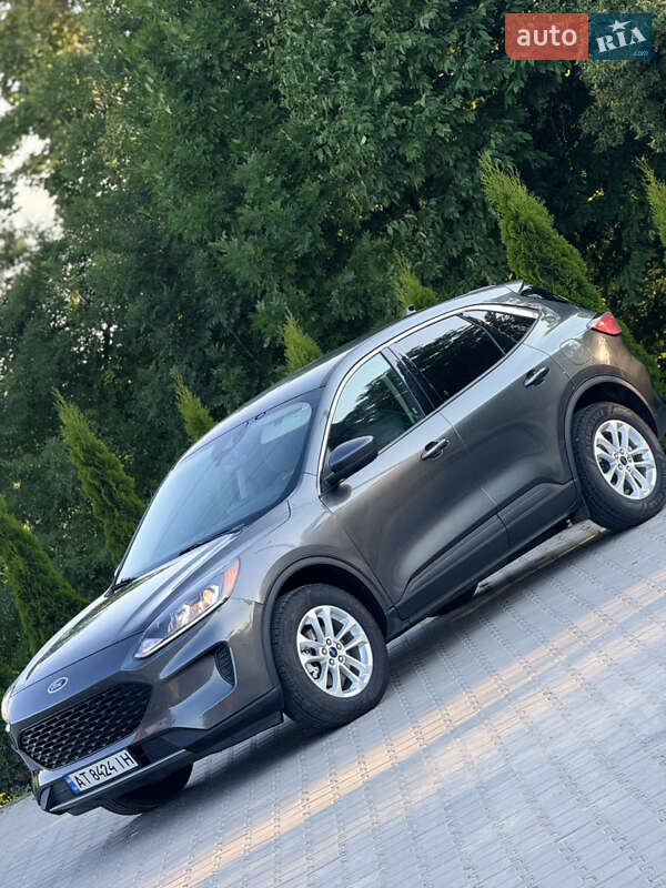 Внедорожник / Кроссовер Ford Escape 2019 в Тлумаче