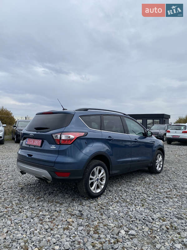 Позашляховик / Кросовер Ford Escape 2018 в Львові