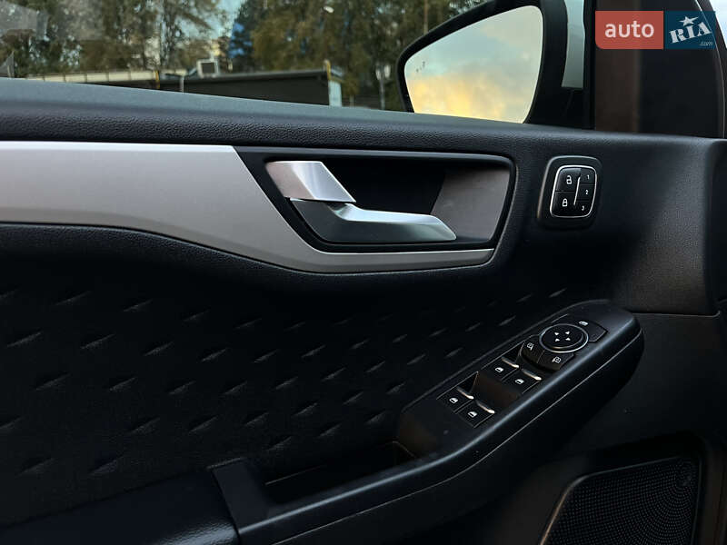 Внедорожник / Кроссовер Ford Escape 2019 в Львове фото 20 Внедорожник / Кроссовер Ford Escape 2019 в Львове