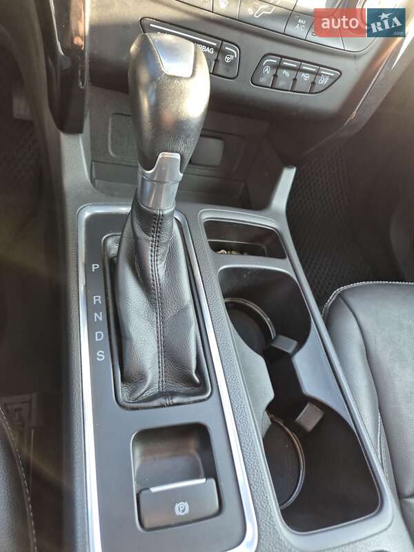 Позашляховик / Кросовер Ford Escape 2016 в Хмельницькому