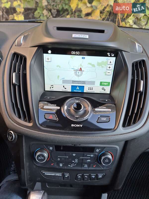 Позашляховик / Кросовер Ford Escape 2016 в Хмельницькому