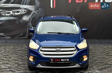 Внедорожник / Кроссовер Ford Escape 2018 в 