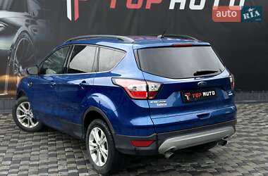 Внедорожник / Кроссовер Ford Escape 2018 в 