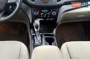 Внедорожник / Кроссовер Ford Escape 2018 в 