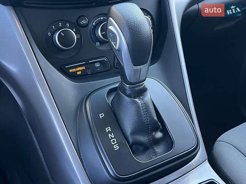 Позашляховик / Кросовер Ford Escape 2015 в Львові фото 38 Позашляховик / Кросовер Ford Escape 2015 в Львові