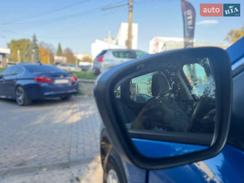 Позашляховик / Кросовер Ford Escape 2020 в Чернівцях