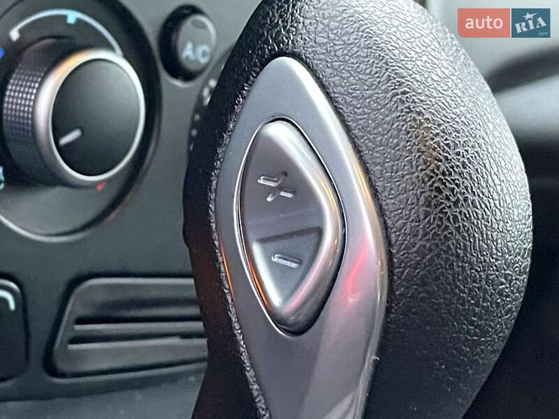 Внедорожник / Кроссовер Ford Escape 2015 в Киеве