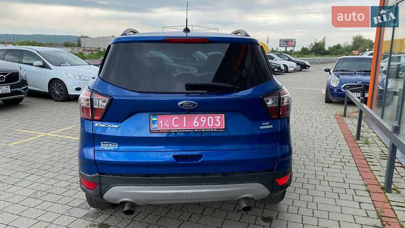 Позашляховик / Кросовер Ford Escape 2017 в Ужгороді