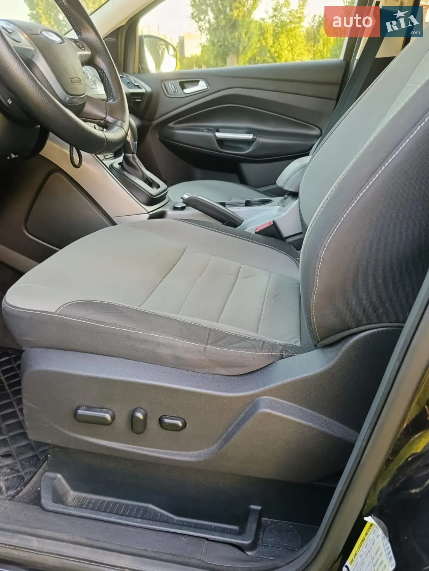 2015 Ford Escape - мініатюра 3