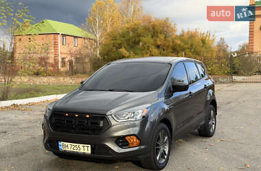 Внедорожник / Кроссовер Ford Escape 2017 в Кропивницком Внедорожник / Кроссовер Ford Escape 2017 в Кропивницком