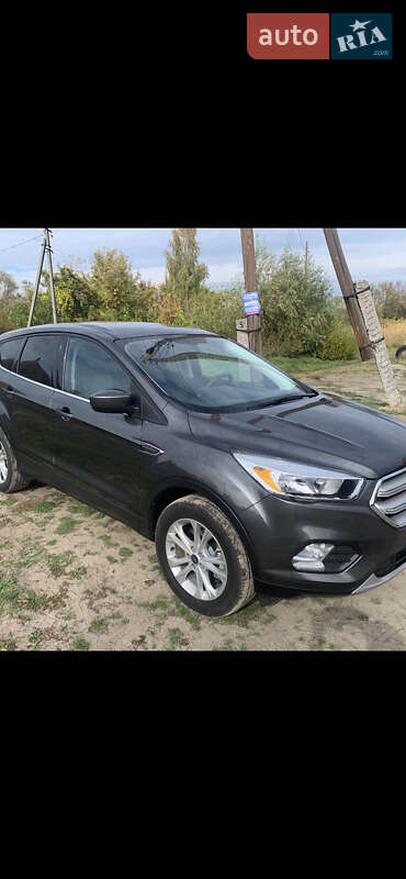 Внедорожник / Кроссовер Ford Escape 2019 в Харькове
