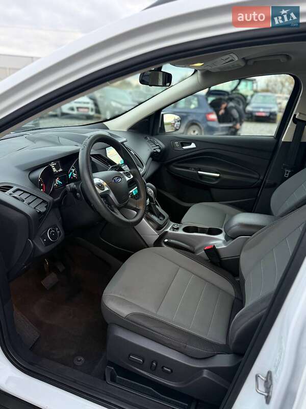 Позашляховик / Кросовер Ford Escape 2016 в Львові фото 10 Позашляховик / Кросовер Ford Escape 2016 в Львові