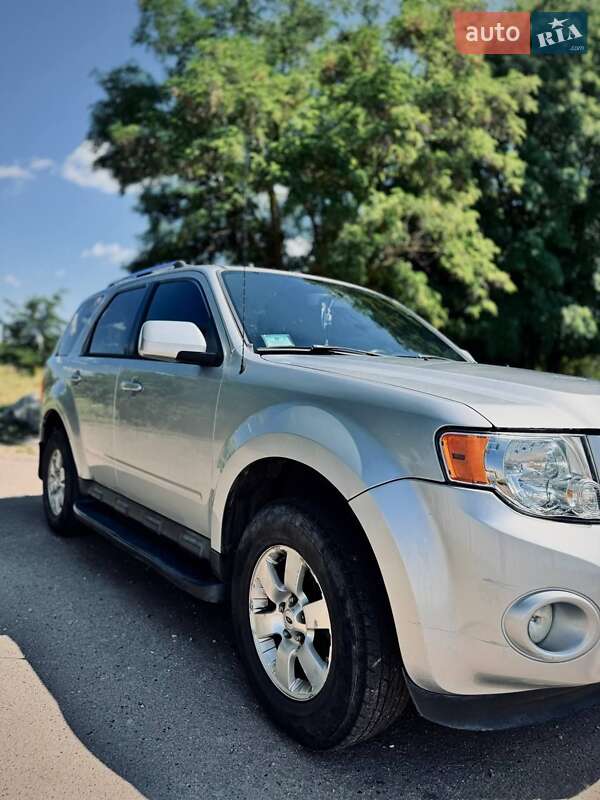 Ford Escape 2010