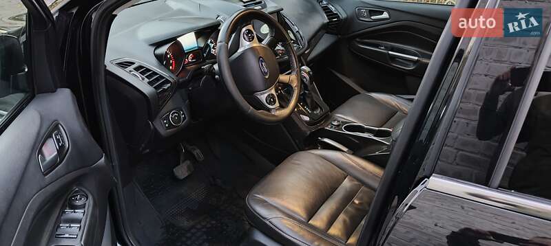 Внедорожник / Кроссовер Ford Escape 2015 в Николаеве