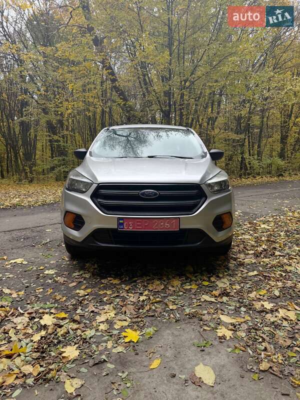 Внедорожник / Кроссовер Ford Escape 2018 в Остроге фото Внедорожник / Кроссовер Ford Escape 2018 в Остроге